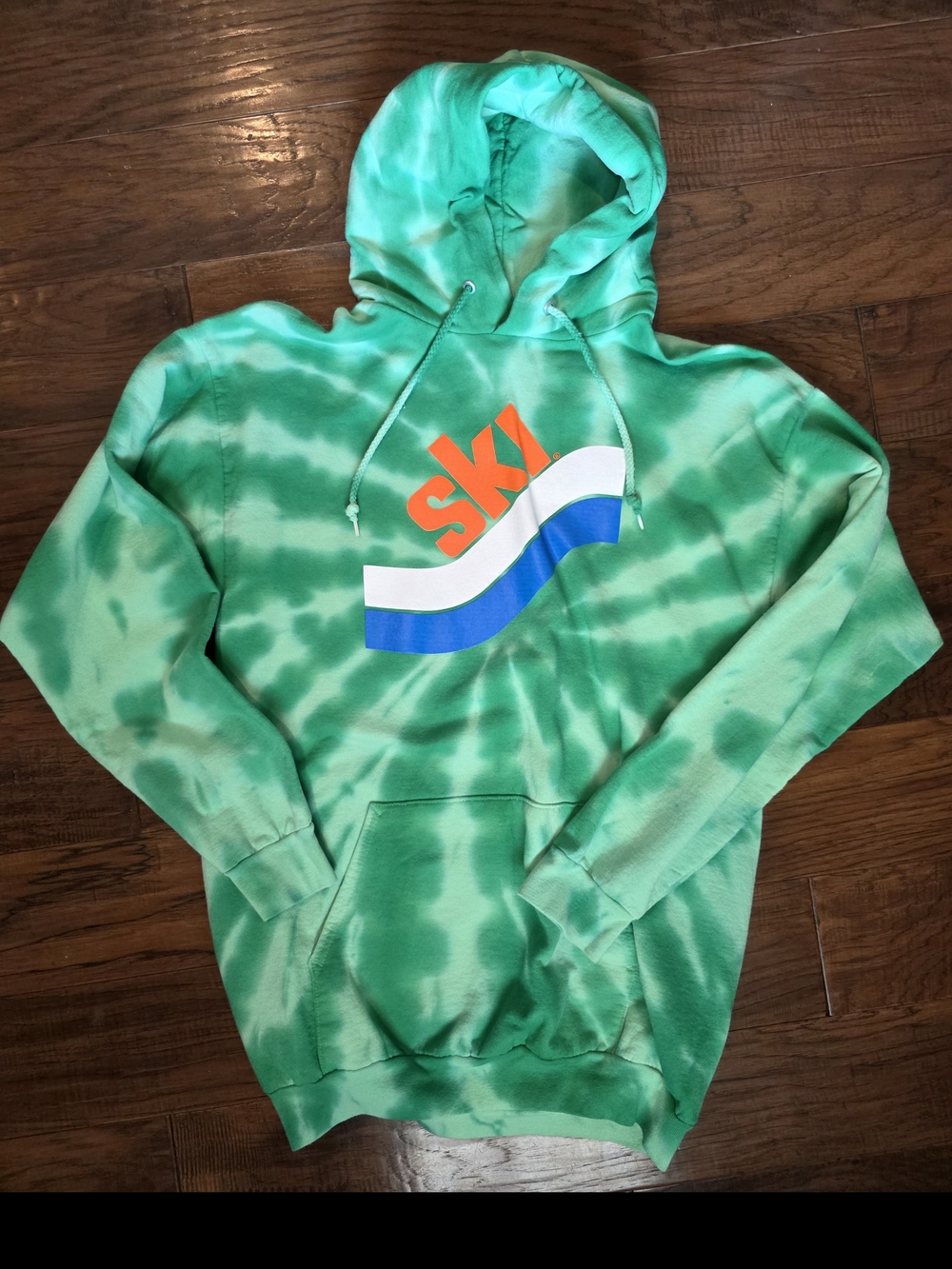 Green Tie-Dye 'SKI' Graphic Hoodie Size LARGE
